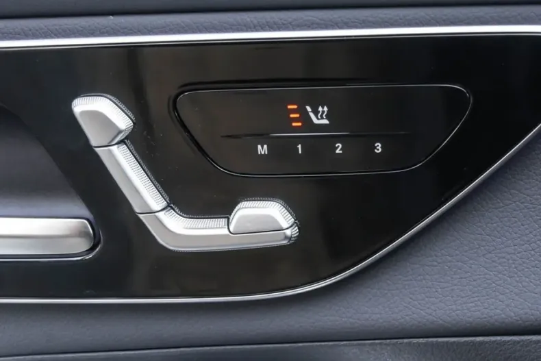 Mercedes-Benz GLC 300 din 2024 cu 24.990 km - oferta MER129189 - foto 13