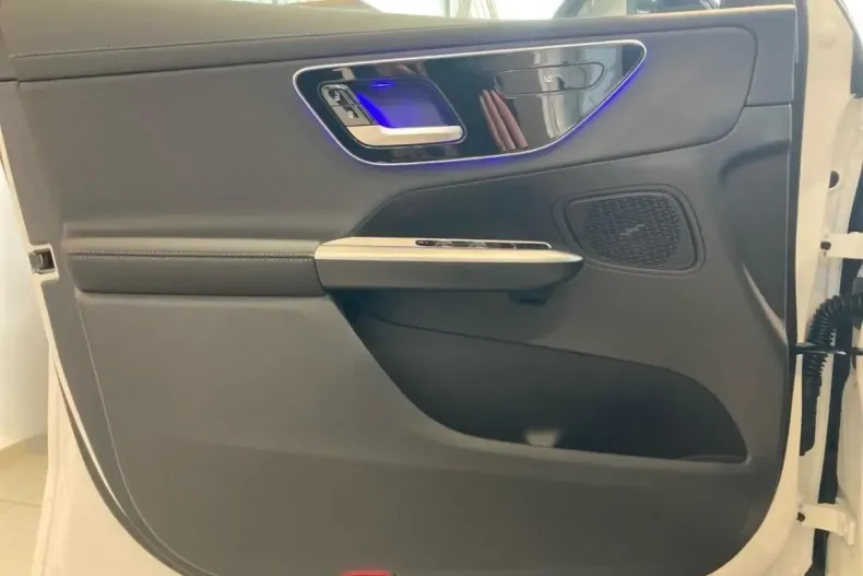 Mercedes-Benz GLC 300 din 2023 cu 19.712 km - oferta MER129195 - foto 13