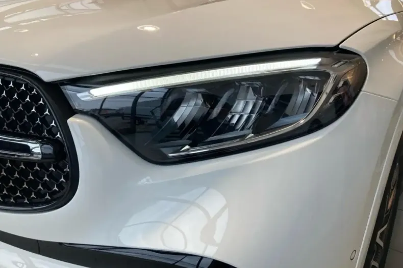 Mercedes-Benz GLC 300 din 2023 cu 19.712 km - oferta MER129195 - foto 14