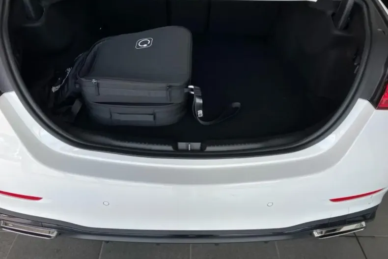 Mercedes-Benz C 400 din 2024 cu 6.567 km - oferta MER129197 - foto 17