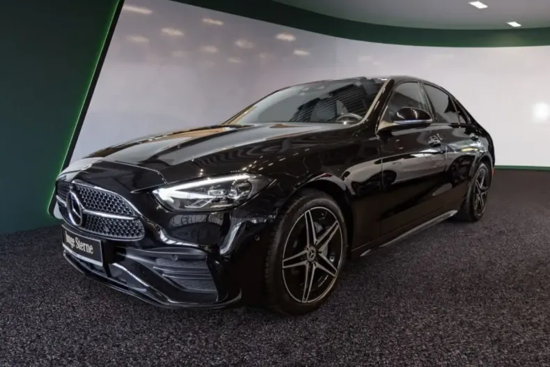 Mercedes-Benz C 400 din 2023 cu 42.572 km - oferta MER129199 - foto 1