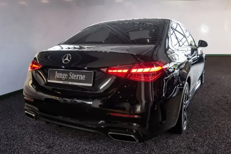 Mercedes-Benz C 400 din 2023 cu 42.572 km - oferta MER129199 - foto 3