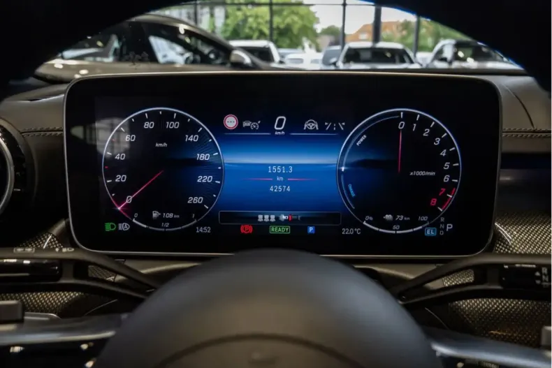 Mercedes-Benz C 400 din 2023 cu 42.572 km - oferta MER129199 - foto 10