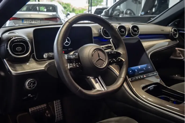 Mercedes-Benz C 400 din 2023 cu 42.572 km - oferta MER129199 - foto 17