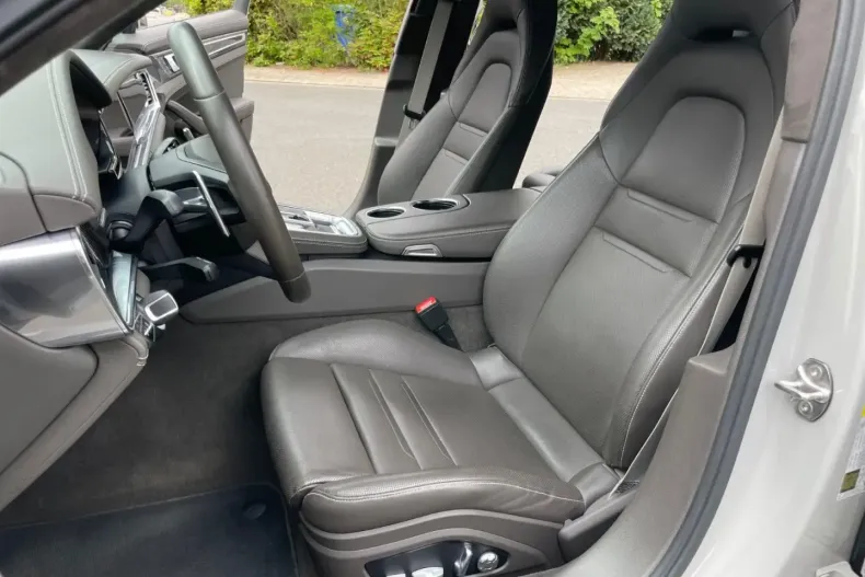 Porsche Panamera din 2021 cu 39.900 km - oferta POR129216 - foto 9