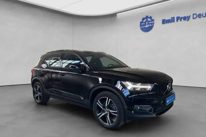 Volvo XC40 din 2020 cu 79.797 km - oferta VOL129225 - foto 1