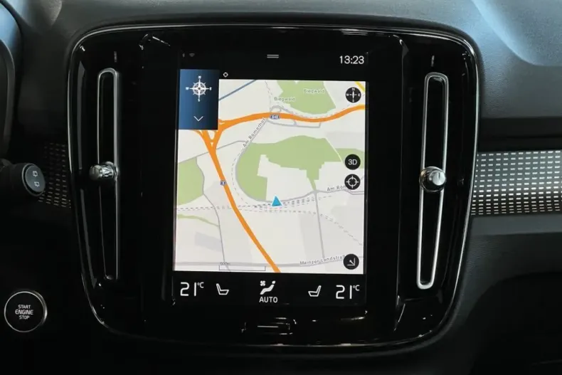 Volvo XC40 din 2020 cu 79.797 km - oferta VOL129225 - foto 15