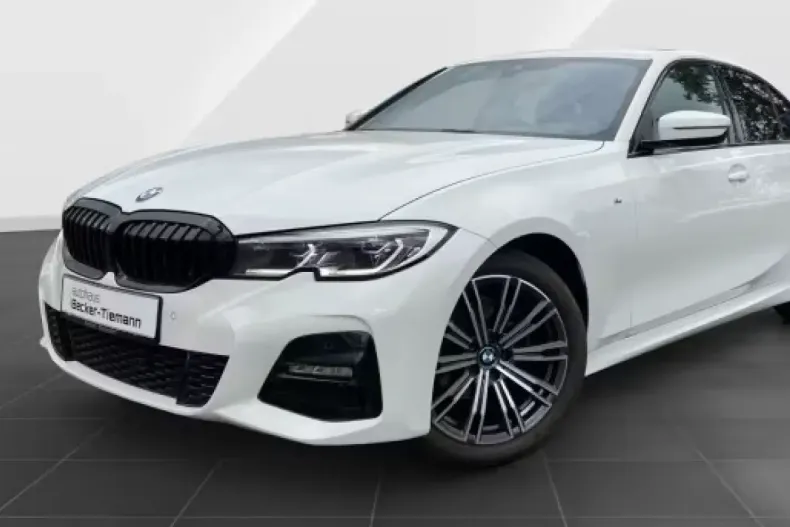 BMW 320 din 2022 cu 77.768 km - oferta BMW129235 - foto 1