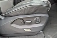 Volkswagen Touareg din 2021 cu 82.500 km - oferta VOL129240 - foto 25