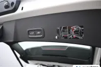 Volvo XC40 din 2020 cu 78.284 km - oferta VOL129244 - foto 13