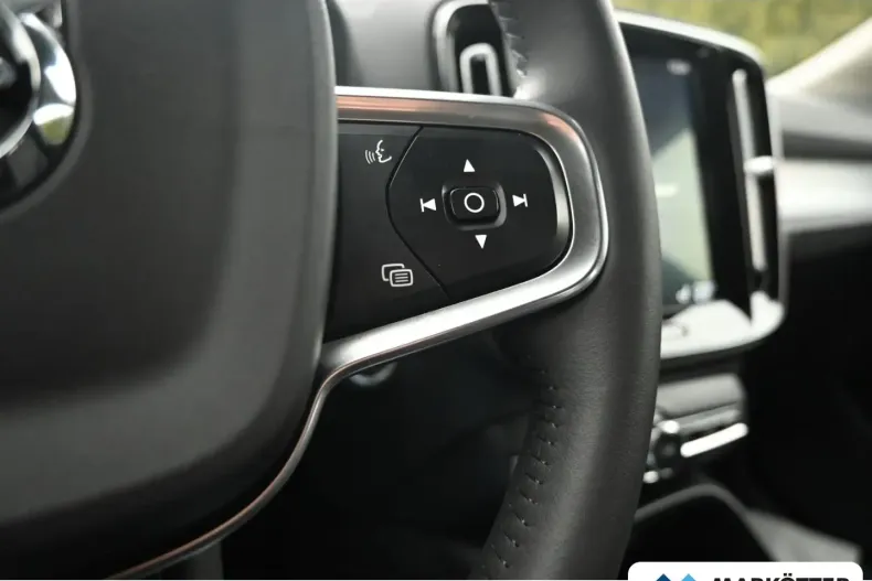 Volvo XC40 din 2020 cu 78.284 km - oferta VOL129244 - foto 25