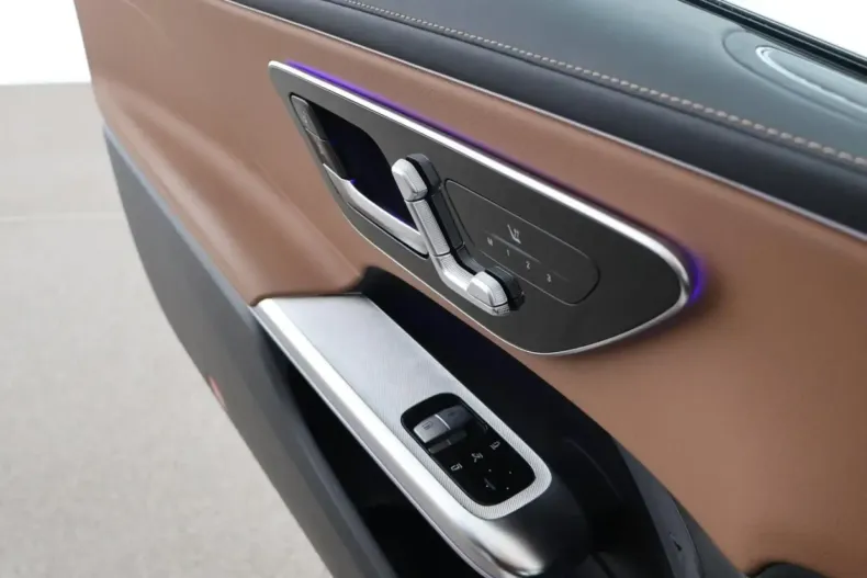 Mercedes-Benz CLE 220 din 2024 cu 28.900 km - oferta MER129255 - foto 8