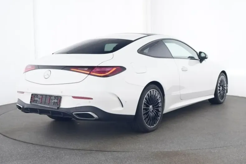 Mercedes-Benz CLE 200 din 2024 cu 20.600 km - oferta MER129272 - foto 2