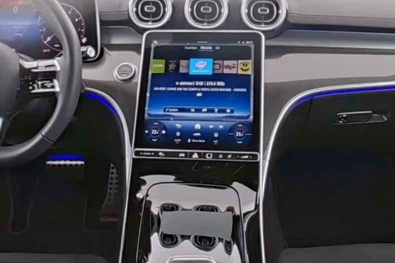 Mercedes-Benz CLE 200 din 2024 cu 20.600 km - oferta MER129272 - foto 5