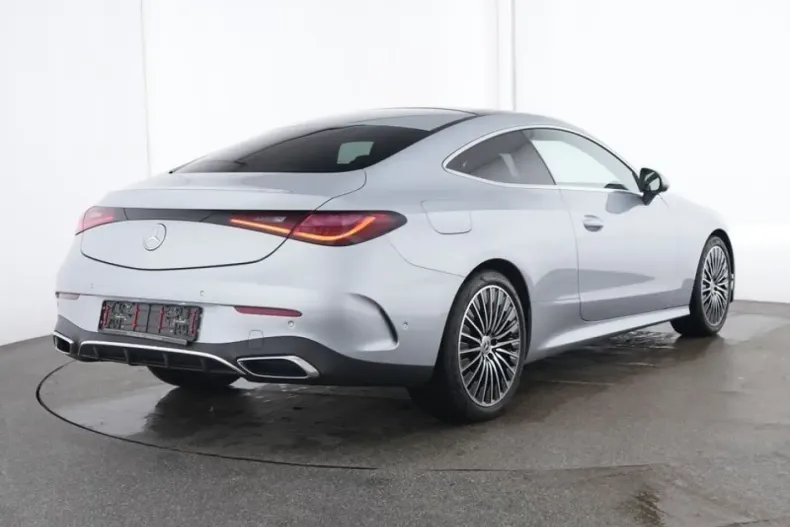 Mercedes-Benz CLE 200 din 2024 cu 14.356 km - oferta MER129273 - foto 3