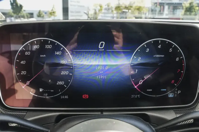 Mercedes-Benz CLE 200 din 2024 cu 11.881 km - oferta MER129275 - foto 12