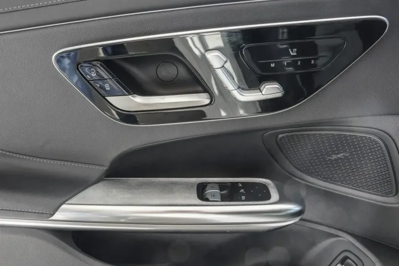 Mercedes-Benz CLE 200 din 2024 cu 11.881 km - oferta MER129275 - foto 15