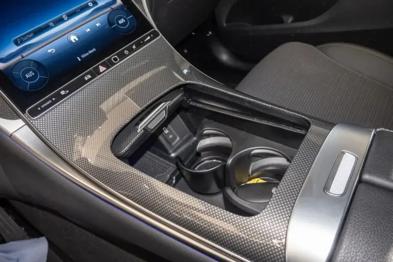 Mercedes-Benz GLC 220 din 2024 cu 19.798 km - oferta MER129285 - foto 11