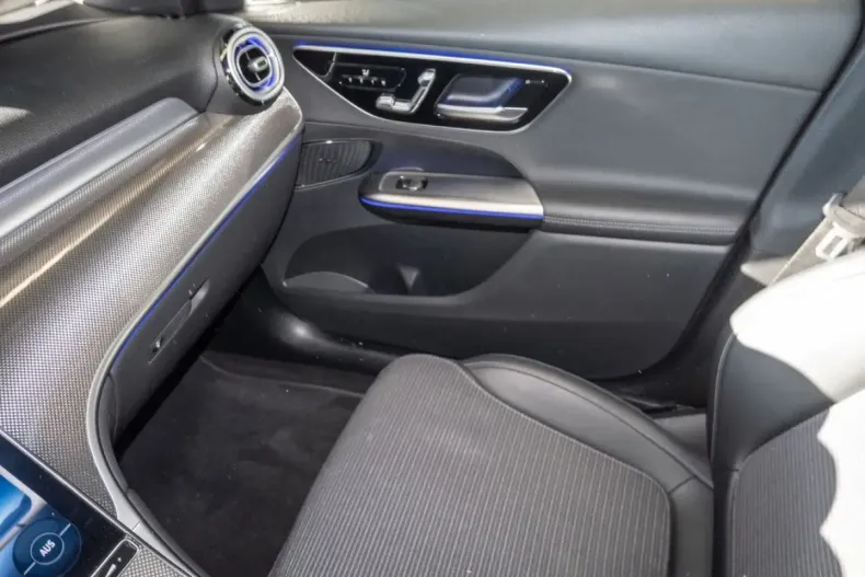 Mercedes-Benz GLC 220 din 2024 cu 19.798 km - oferta MER129285 - foto 12