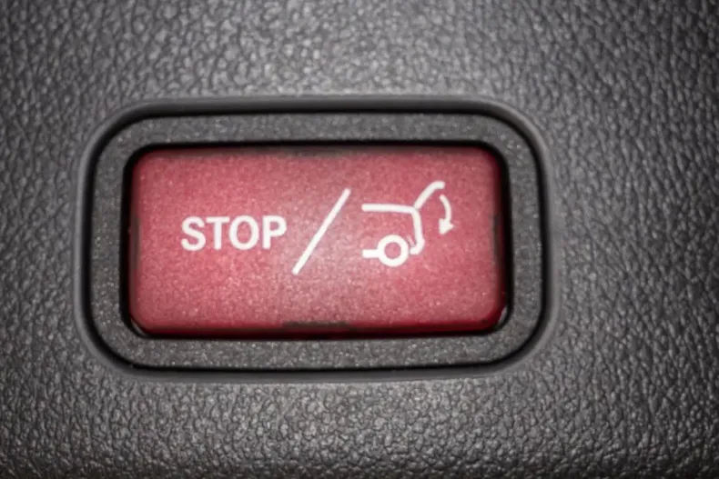 Mercedes-Benz GLC 220 din 2024 cu 19.798 km - oferta MER129285 - foto 17