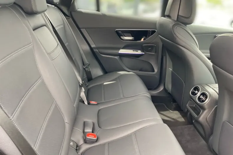 Mercedes-Benz GLC 220 din 2024 cu 36.550 km - oferta MER129286 - foto 10