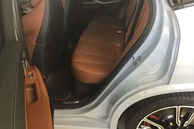 BMW X5 din 2023 cu 30.518 km - oferta BMW129288 - foto 11