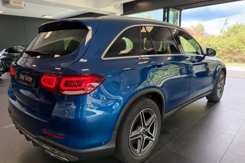 Mercedes-Benz GLC 220 din 2022 cu 93.600 km - oferta MER129294 - foto 3