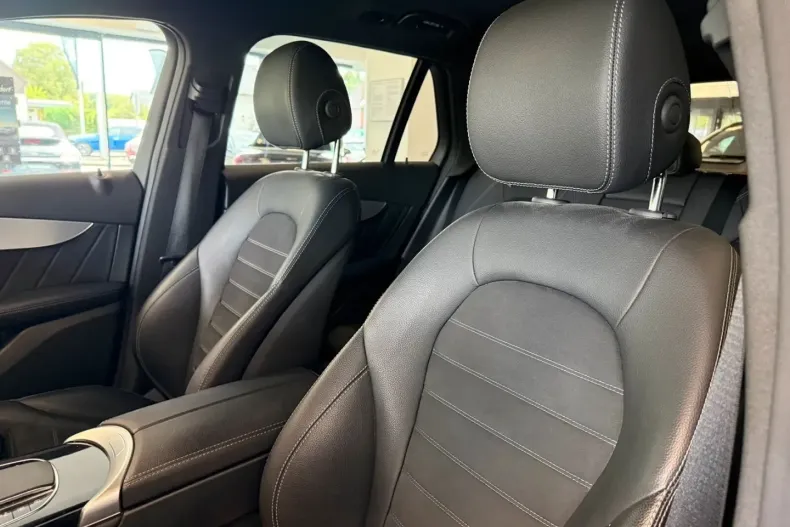 Mercedes-Benz GLC 220 din 2022 cu 93.600 km - oferta MER129294 - foto 10