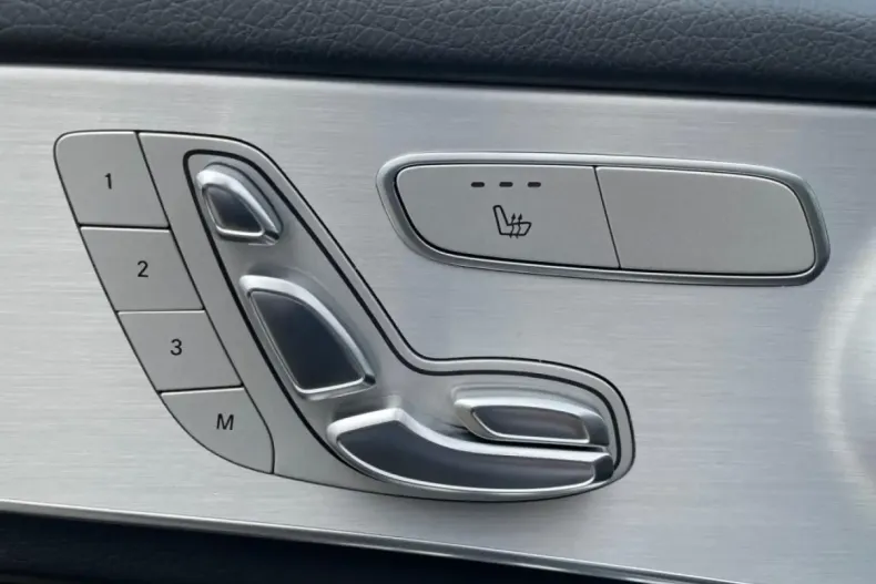 Mercedes-Benz GLC 220 din 2021 cu 88.562 km - oferta MER129296 - foto 13