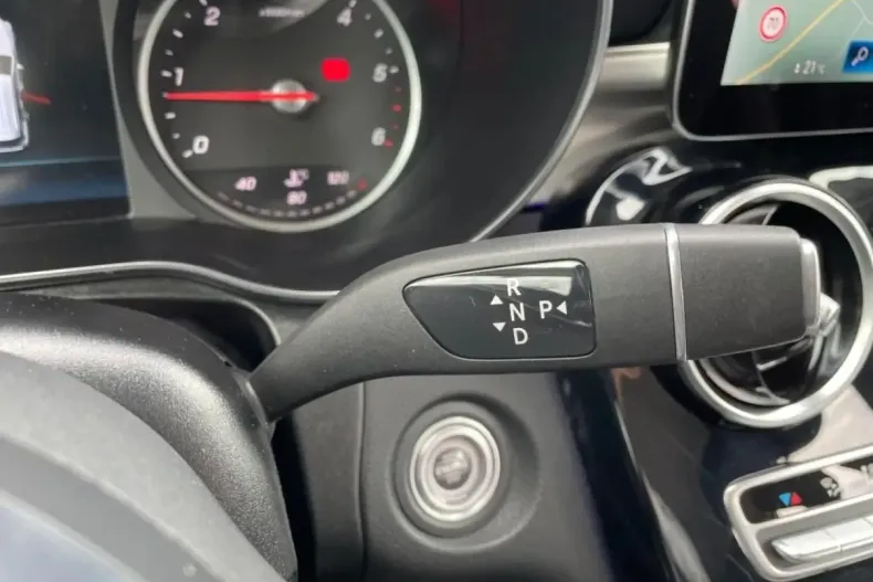 Mercedes-Benz GLC 220 din 2021 cu 88.562 km - oferta MER129296 - foto 14