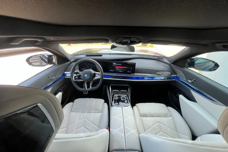 BMW M760 din 2024 cu 30.000 km - oferta BMW129302 - foto 2