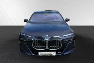 BMW M760 din 2023 - oferta BMW129303