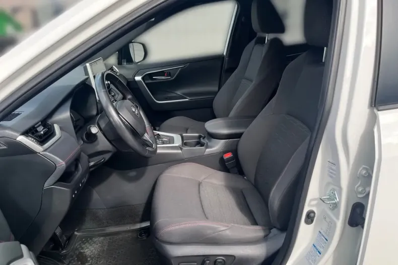 Toyota RAV4 din 2021 cu 61.800 km - oferta TOY129308 - foto 7