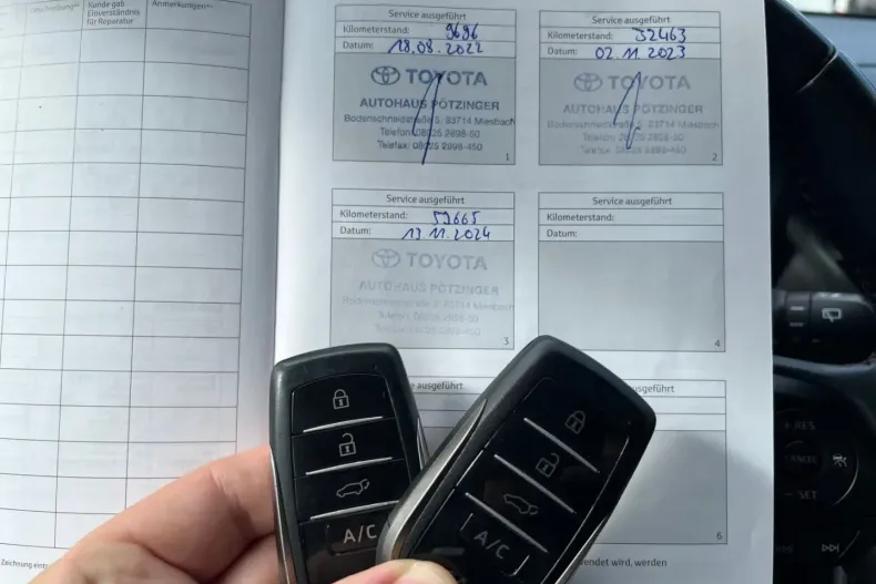 Toyota RAV4 din 2021 cu 61.800 km - oferta TOY129308 - foto 14