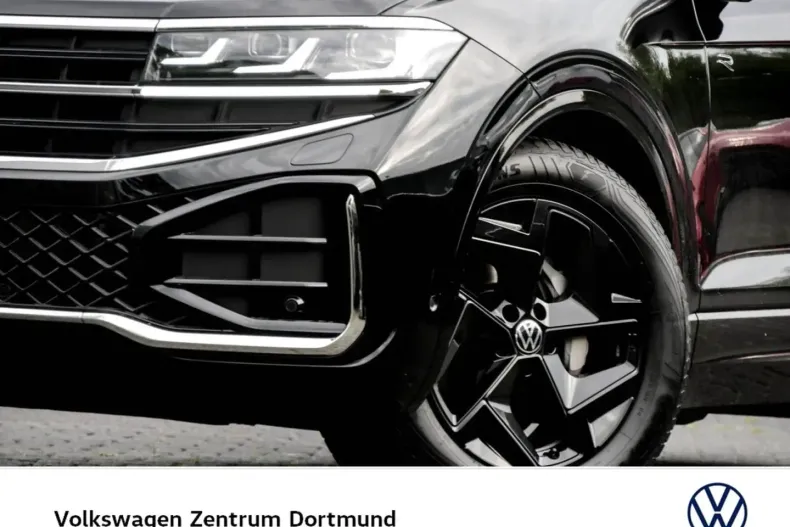 Volkswagen Touareg din 2024 cu 25.582 km - oferta VOL129320 - foto 3