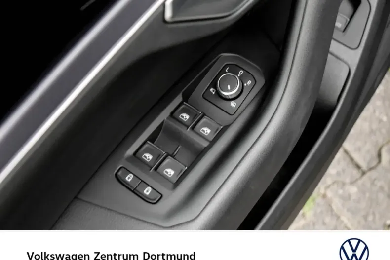 Volkswagen Touareg din 2024 cu 25.582 km - oferta VOL129320 - foto 12