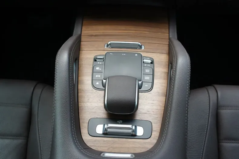 Mercedes-Benz GLE 300 din 2023 cu 88.350 km - oferta MER129328 - foto 19