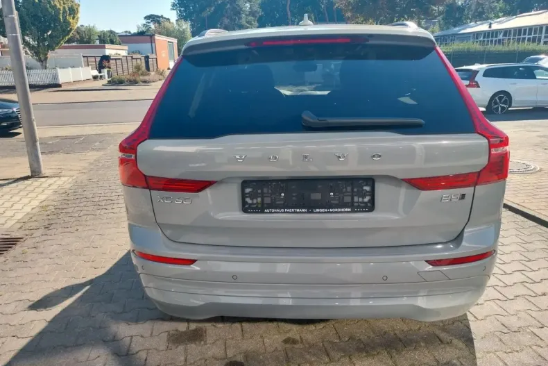 Volvo XC60 din 2024 cu 13.400 km - oferta VOL129342 - foto 6