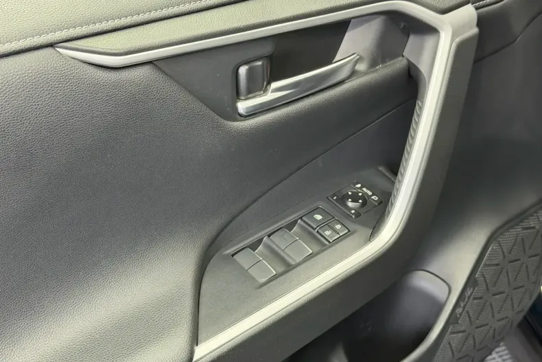 Toyota RAV4 din 2021 cu 139.190 km - oferta TOY129366 - foto 18