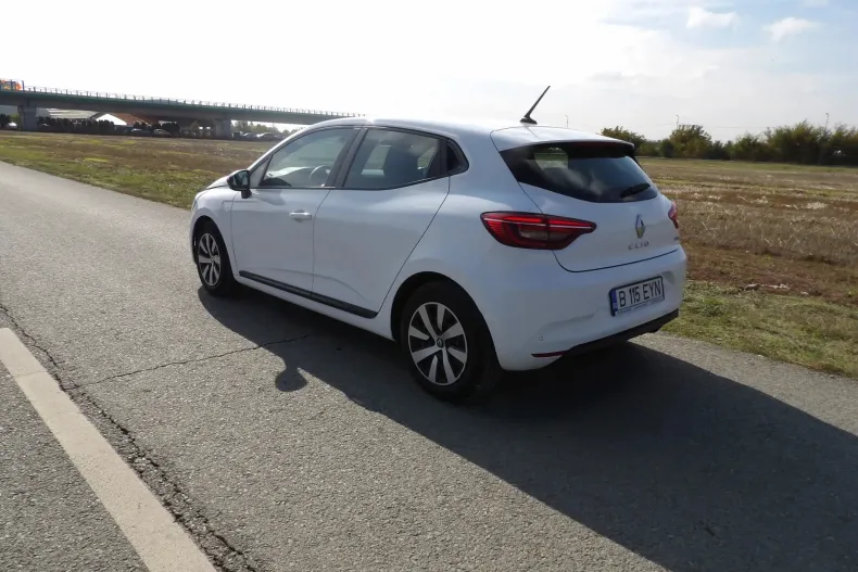 Renault Clio din 2022 cu 81.000 km - oferta REN129374 - foto 4