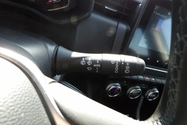 Renault Clio din 2022 cu 81.000 km - oferta REN129374 - foto 16