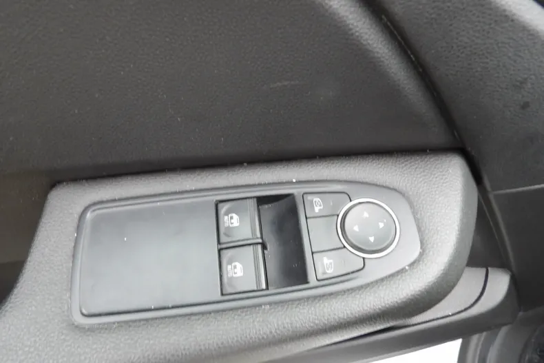 Renault Clio din 2022 cu 100.800 km - oferta REN129376 - foto 11