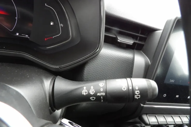 Renault Clio din 2022 cu 100.800 km - oferta REN129376 - foto 17