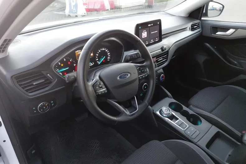Ford Focus din 2022 cu 82.047 km - oferta FOR129382 - foto 19