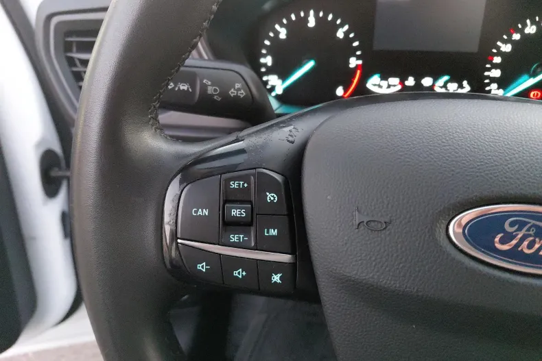 Ford Focus din 2022 cu 82.047 km - oferta FOR129382 - foto 21