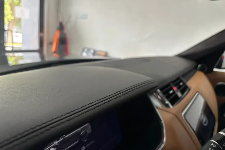 Land Rover Range Rover Sport din 2021 cu 79.900 km - oferta LAN129413 - foto 28