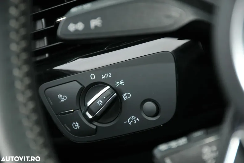 Audi A4 din 2019 cu 62.000 km - oferta AUD129439 - foto 20