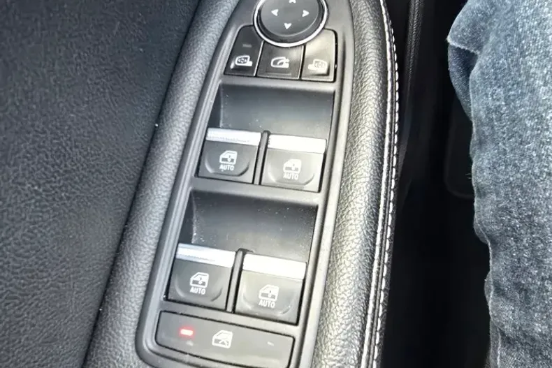 Renault Arkana din 2023 cu 84.000 km - oferta REN129443 - foto 7