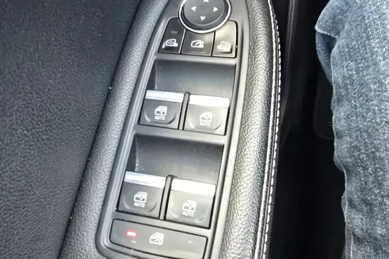 Renault Arkana din 2023 cu 84.000 km - oferta REN129443 - foto 26