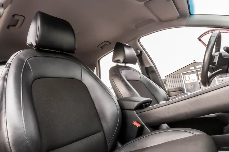 Hyundai KONA din 2020 cu 39.900 km - oferta HYU129456 - foto 5